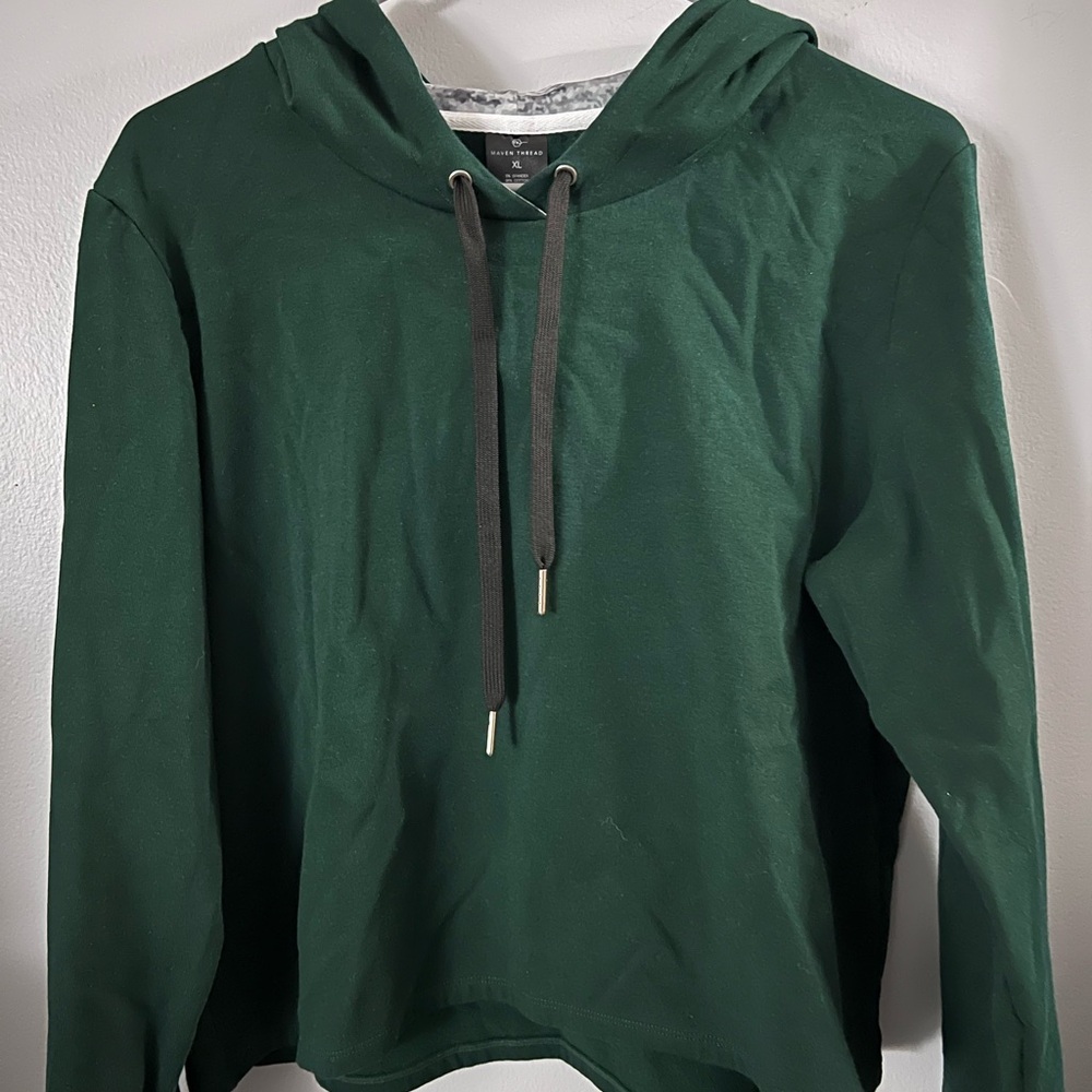 Cropped Green Hoodie